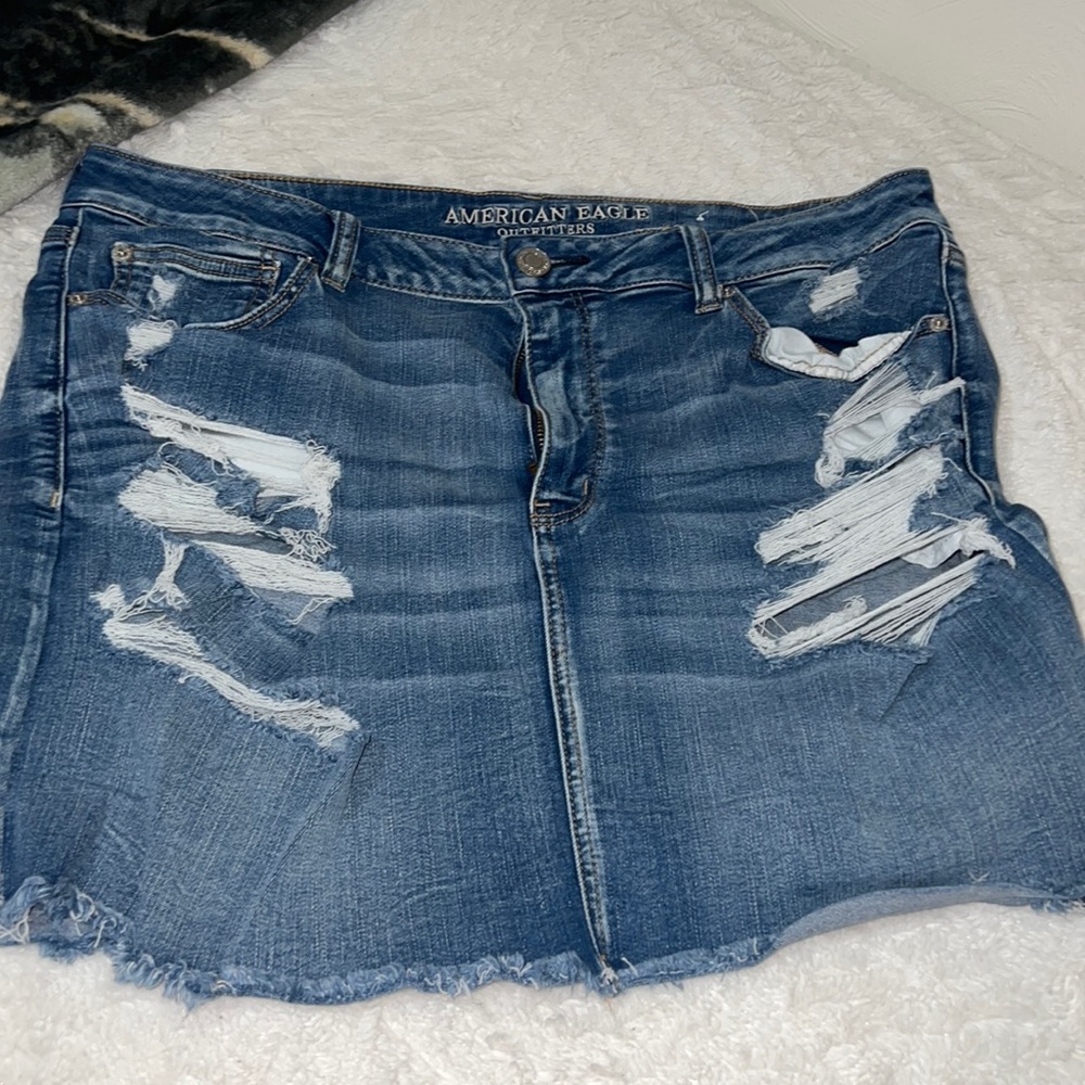 American Eagle Light Wash Jean Skirt